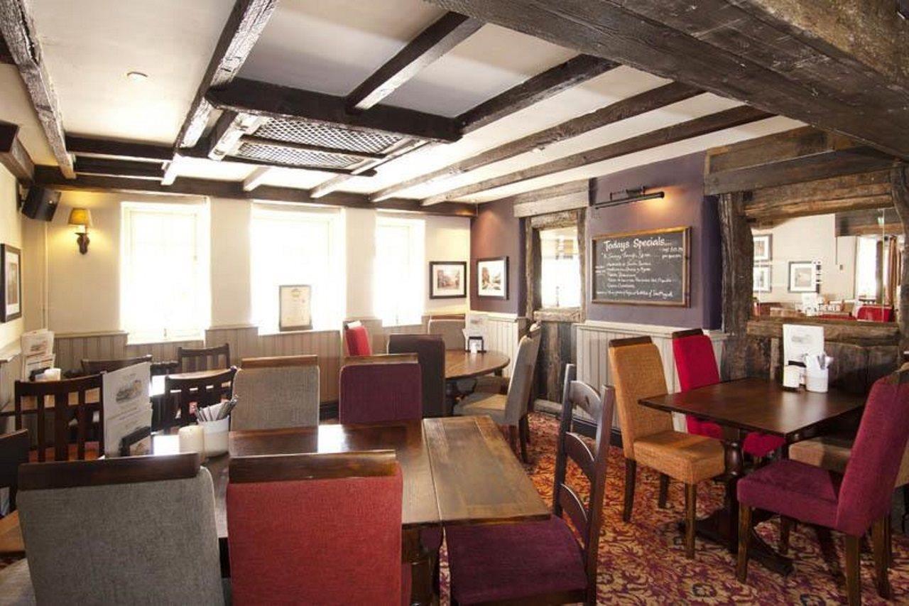 Premier Inn Manchester - Handforth Exterior photo